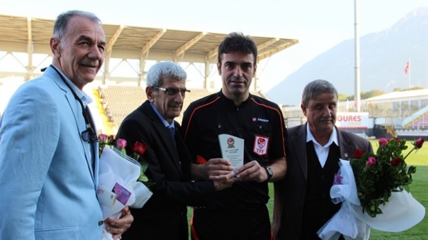 Hakem Yunus Yıldırım Jübilesini Yaptı