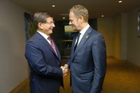 LEE HSIEN LOONG - Davutoğlu'ndan İkili Görüşmeler