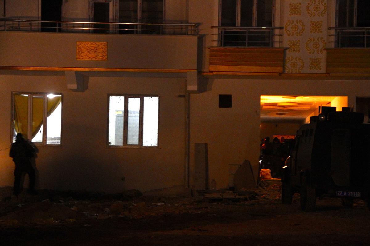 Terör operasyonu sırasında patlama