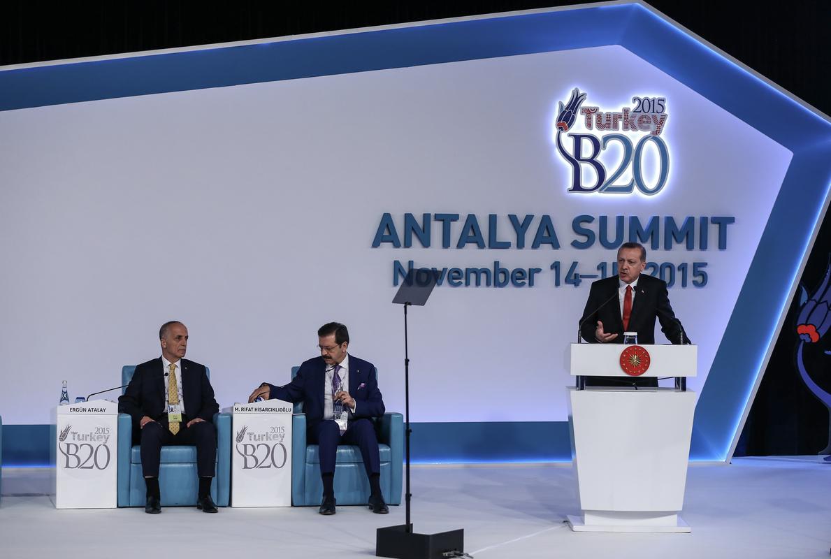 Cumhurbaşkanı Erdoğan B-20 oturumunda konuştu