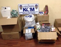 Alanya'da 12 Bin 520 Adet Kaçak Cep Telefonu Aksesuarı Ele Geçirildi