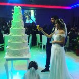 BAHATTIN ŞEKER - Bilecik'te Bürokrasi Askf Başkanın Kızının Düğününde Buluştu