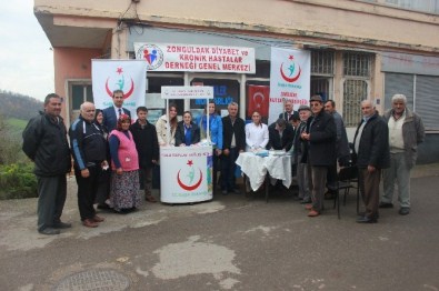 Diyabet Günü Nedeniyle Vatandaşlara Şeker Taraması Yapıldı