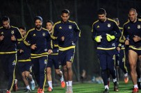 RAUL MEIRELES - Fenerbahçe'de Volkan Şen Çalışmalara Başladı