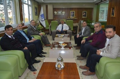 Kur'an'a Hizmet Derneği'nden Başkan Çerçi'ye Ziyaret