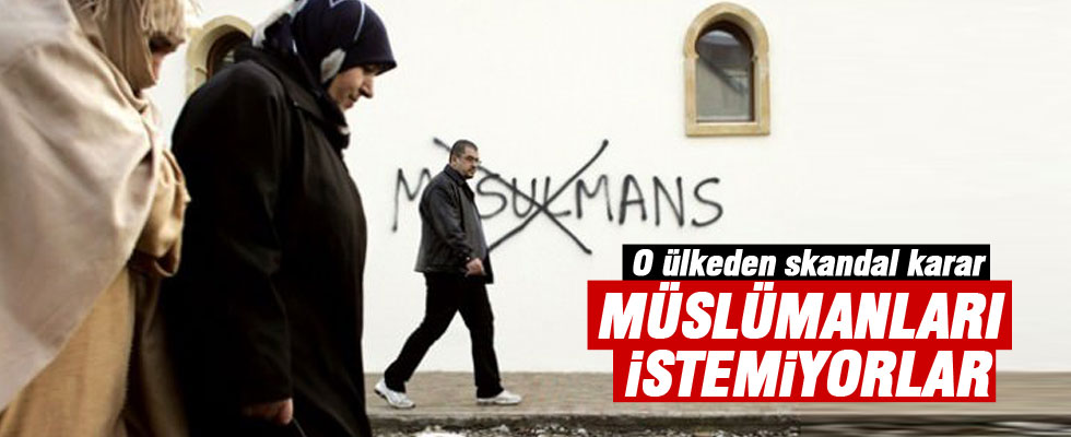 Slovakya Müslümanları fişliyor