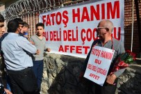 KıSKANÇLıK - Evden Kovulan Koca 2 Gündür Af Bekliyor