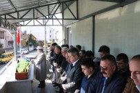 NURETTIN YıLMAZ - Öldürülen Taksici Son Yolculuğuna Uğurlandı