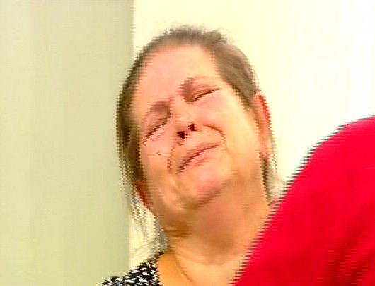 35 yıl sonra oğluna kavuşan anne canlı yayında bayıldı