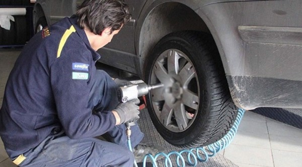 Kar Lastiği Takmayana 571 TL Ceza Kesilecek