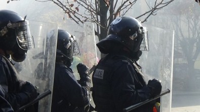 Kosova'da Milletvekilinin Tutuklanması Protesto Edildi