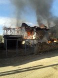 AHŞAP EV - Köy Evi Yangında Kül Oldu