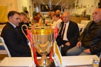 TANJU ÇOLAK - Sporun Sağlık Çınarına Vefa Plaketi