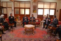 AKMESCIT - Vali Bektaş Huzurevi Sakinleriyle Buluştu