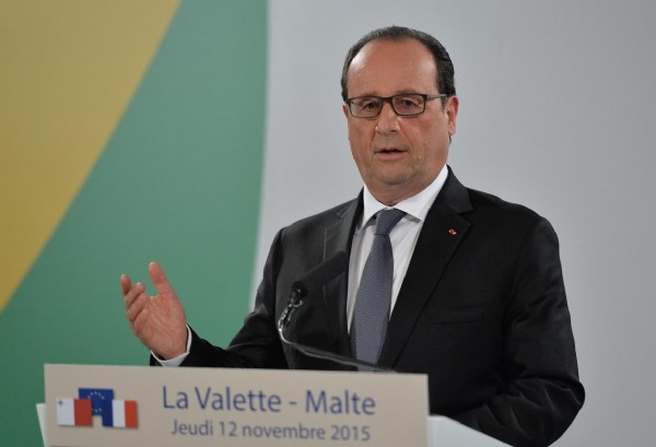 Fransa Cumhurbaşkanı Hollande: Olağanüstü hal 3 aya çıkarıldı