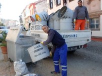 Ayvalık Belediyesi Cadde Ve Sokaklara Soba Külü Kovaları Koyuyor