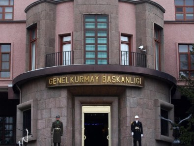 PKK sığınaklarına bomba yağdı