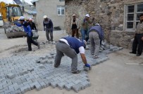 CAMİ MİNARESİ - Palandöken Belediyesi, Köy Sokaklarını Kilit Taş İle Nakış Nakış İşledi