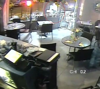 Paris'teki saldırıdan kan donduran görüntüler