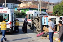 YAHYALAR - Sakarya'da Yolcu Minibüsü Devrildi Açıklaması 7 Yaralı