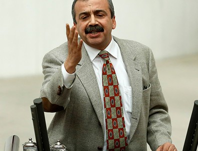 Sırrı Süreyya'dan 'skandal' Öcalan açıklaması