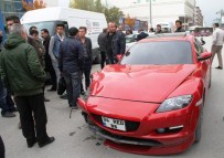 Van'da Zincirleme Trafik Kazası Açıklaması 1 Yaralı