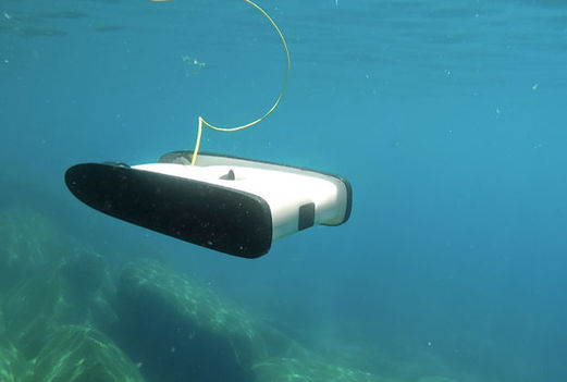 'Drone'lar su altında indi