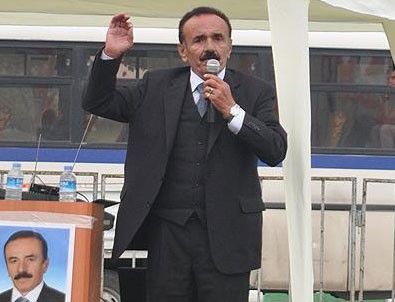 Eşiyle oy kullandığı sandıktan bir oy aldı