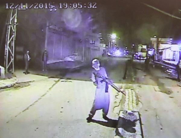 PKK yandaşları yolcu dolu otobüse molotof attı