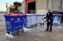 ABDULLAH HACI - Çöp Konteynırları İlaçla Dezenfekte Edildi