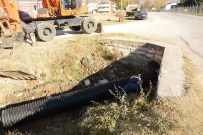 SU KANALI - Dinar'da Eski Sulama Kanallarının Üzeri Kapatılıyor