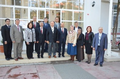 Fatih Projesi Kapsamında Tabletler Dağıtıldı