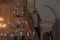 CUMA HUTBESİ - Hutbelerde 'Terörün Hedef Aldığı Din Açıklaması İslam' Anlatılacak