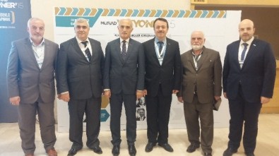 MÜSİAD Vizyoner'15 Sektörler Zirvesi Gerçekleştirildi