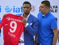 SAMUEL ETOO - Samuel Eto'o dünya yıldızlarını solladı