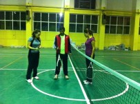 LOKMAN EKİNCİ - Şırnak'ta Öğretmeler Günü Etkinlikleri Kapsamında Tenis Turnuvası Düzenlendi