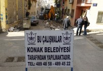 KALDIRIM ÇALIŞMASI - Konak Belediyesi Atilla Mahallesi'ne Adeta Çıkarma Yaptı