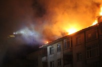 Rize'de Korkutan Çatı Yangını