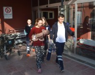 İKİZ BEBEKLER - Yangında Dumandan Etkilenen 2'Si Çocuk 4 Kişi Hastaneye Kaldırıldı