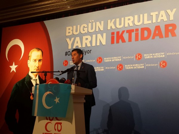 Sinan Oğan adaylığını açıkladı