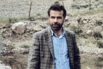 Öz Ailesinden Yalanlama