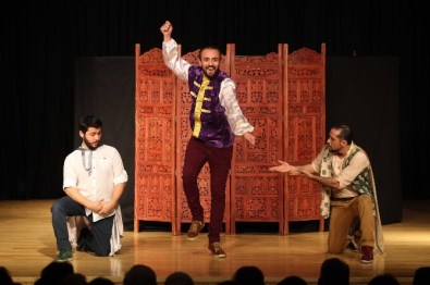 Yenimahalle'de Shakespeare rüzgarı esti