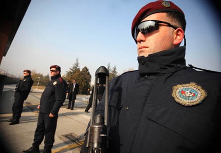 400 terör saldırısı engellendi