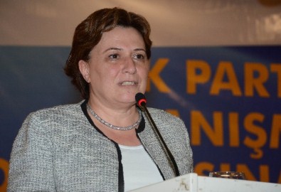 Adana'da Fatma Güldemet Sarı Sevinci
