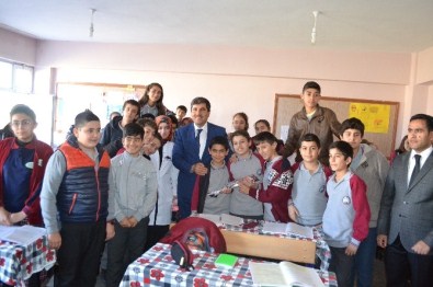 Başkan Asya'dan Öğretmenlere Karanfil