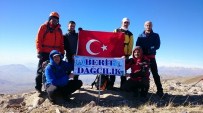 FAHRI YıLMAZ - Dağcılardan 'Bayırbucak Türkmenleri' Tırmanışı