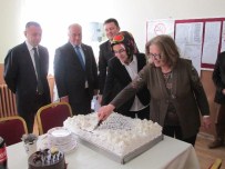ALTıNOLUK - Han Belediyesi Öğretmenler Günü'nü Pasta Keserek Kutladı