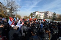 SURİYE HALKI - Rusya Büyükelçiliği Önünde Bayırbucak Protestosu