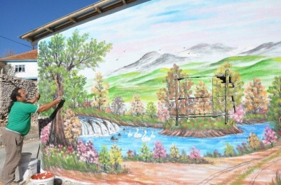 Sandıklı'da Köy Duvarları Sanatla Buluştu