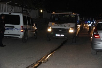 Şehit Polisin Cenazesi Morga Götürüldü